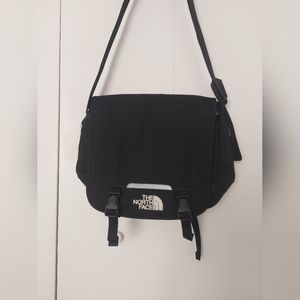 The North Face Laptop Messenger Bag Multi-Pockets Shoulder Strap Adjustable